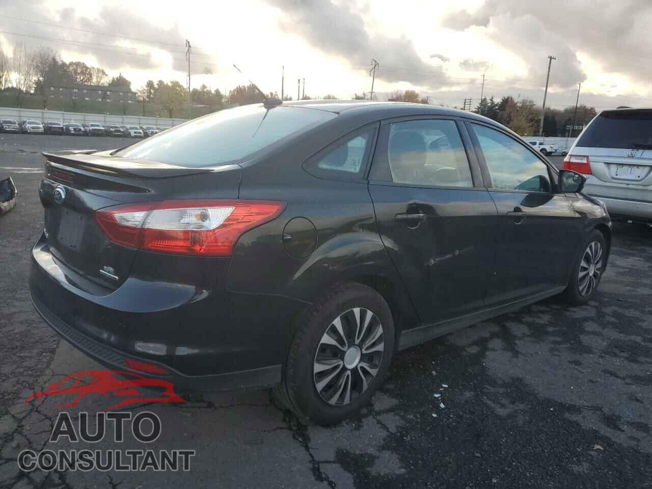 FORD FOCUS 2013 - 1FADP3F24DL314090