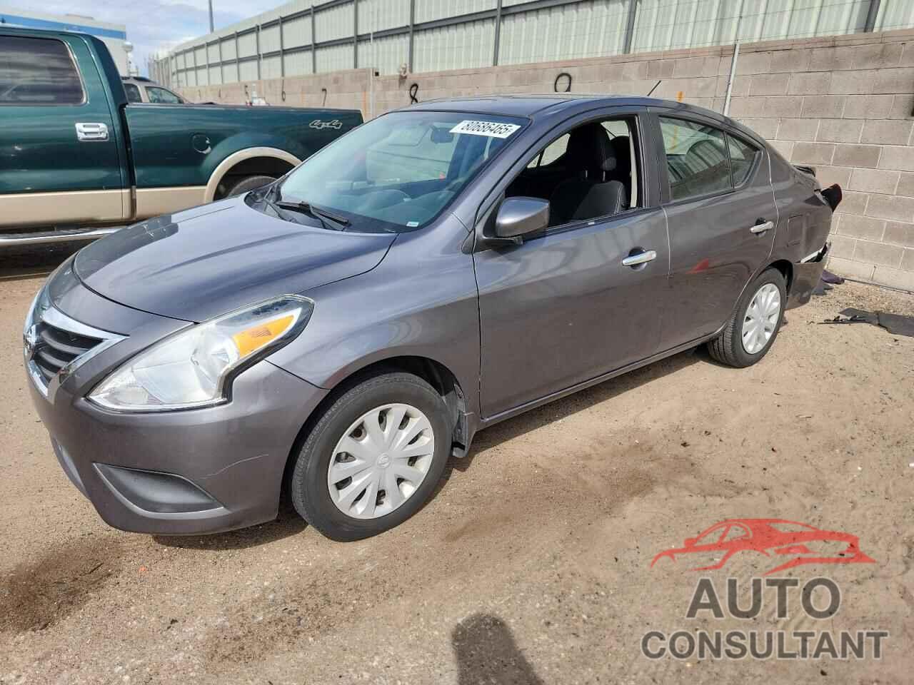 NISSAN VERSA 2018 - 3N1CN7AP1JL882919