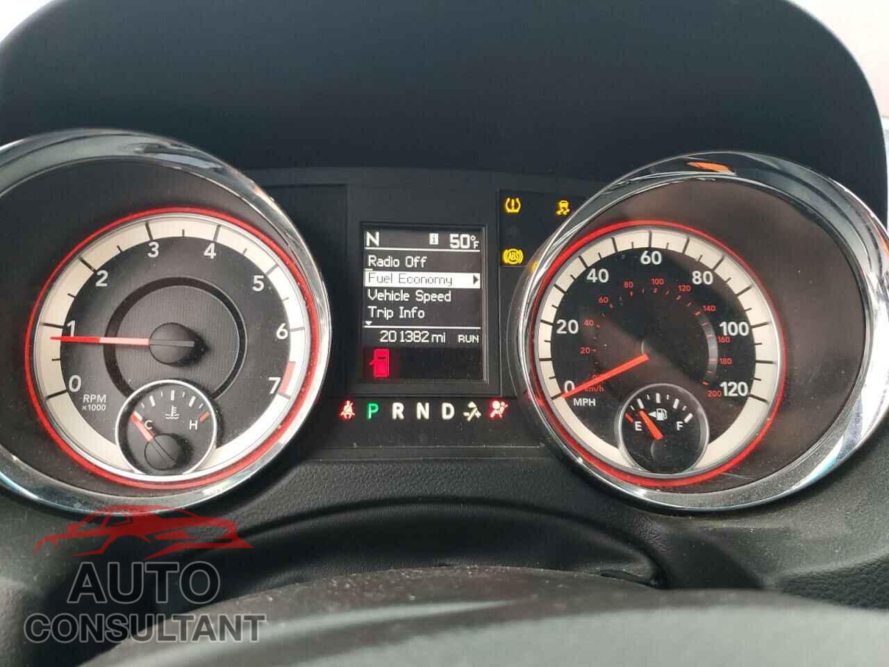 DODGE CARAVAN 2017 - 2C4RDGEG8HR749236