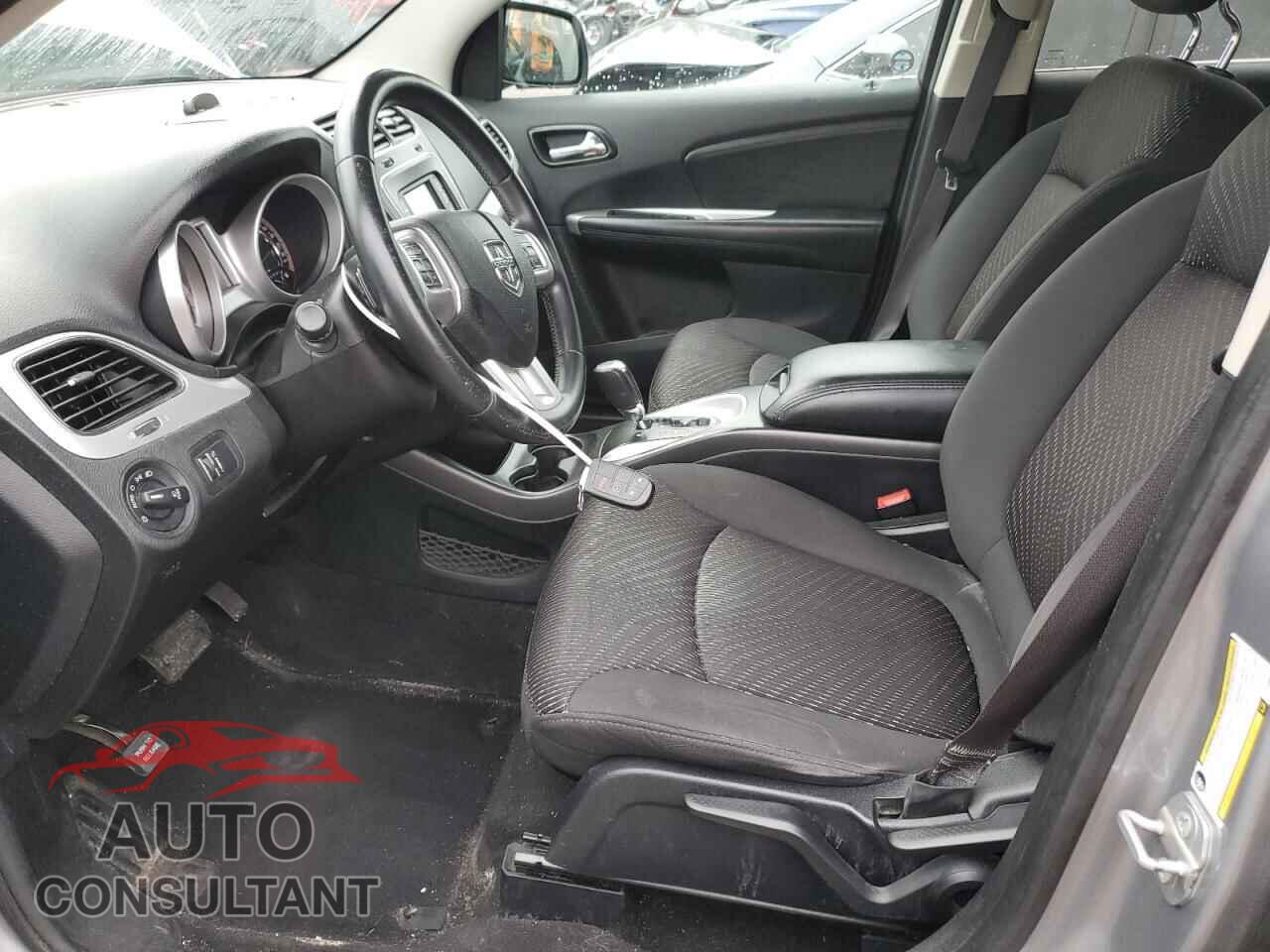 DODGE JOURNEY 2015 - 3C4PDCCG2FT588105