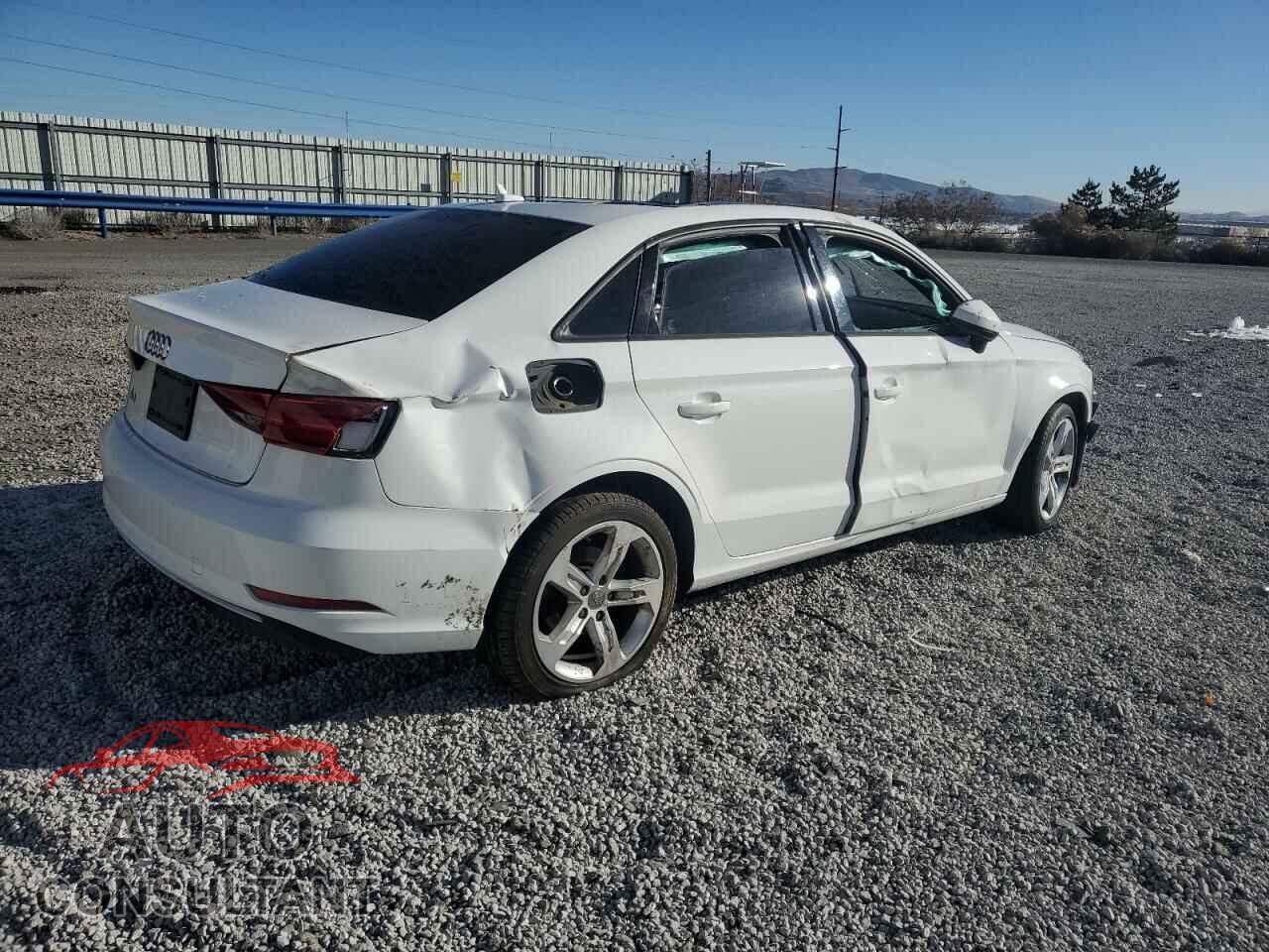 AUDI A3 2017 - WAUAUGFF2H1079185