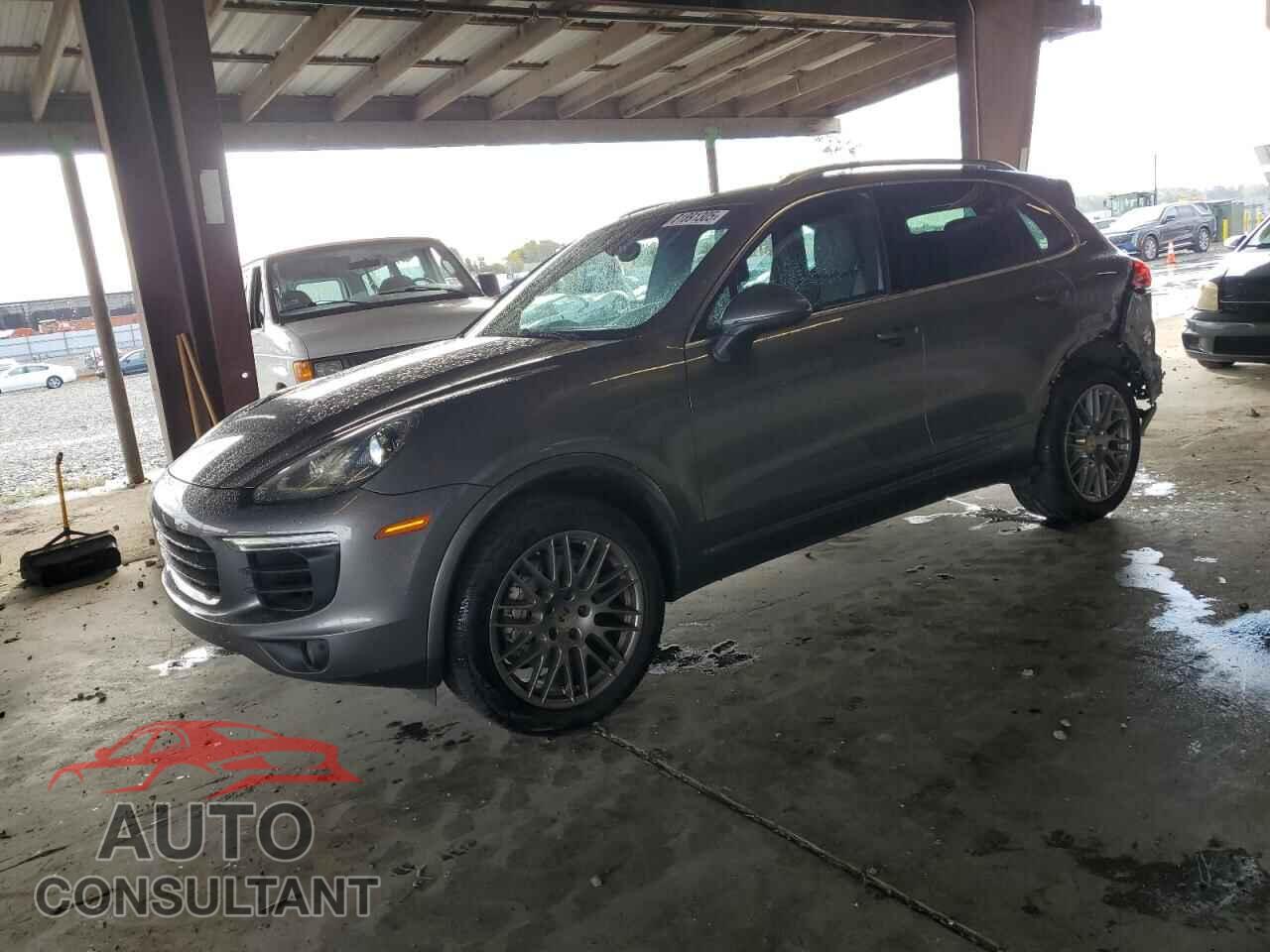 PORSCHE CAYENNE 2017 - WP1AB2A29HLA52696