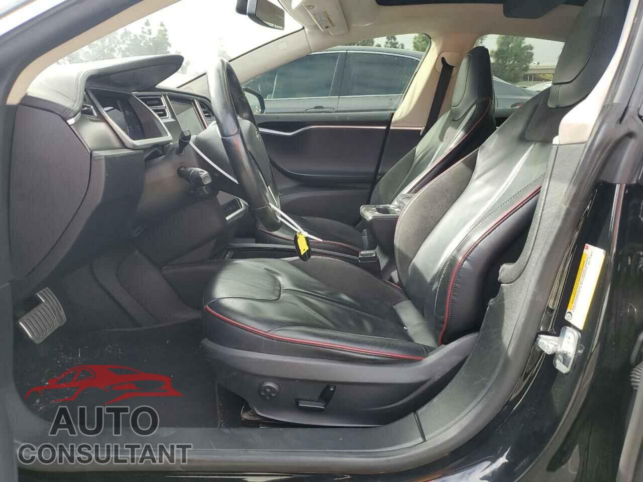TESLA MODEL S 2013 - 5YJSA1DPXDFP17094