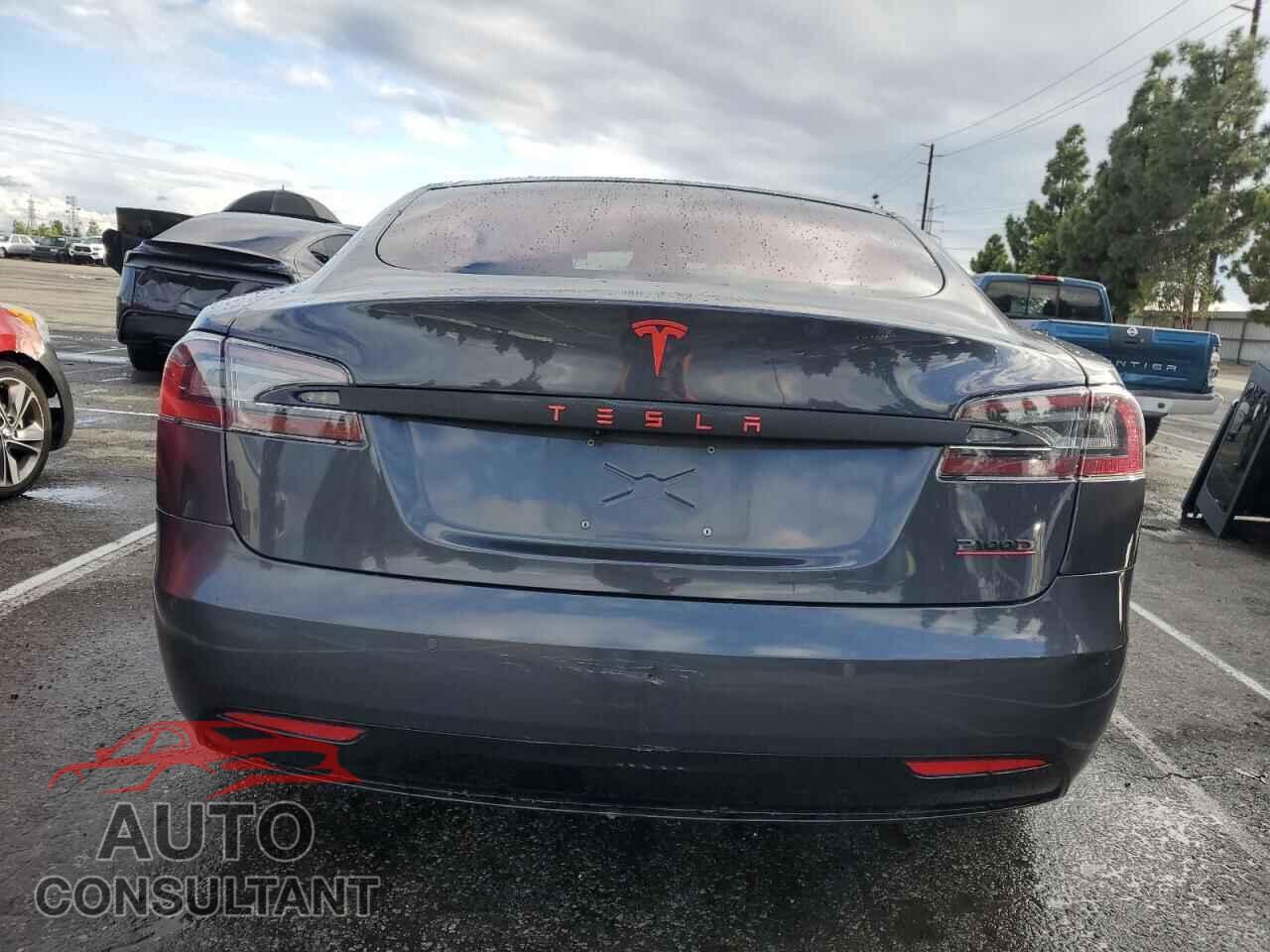 TESLA MODEL S 2018 - 5YJSA1E42JF263696