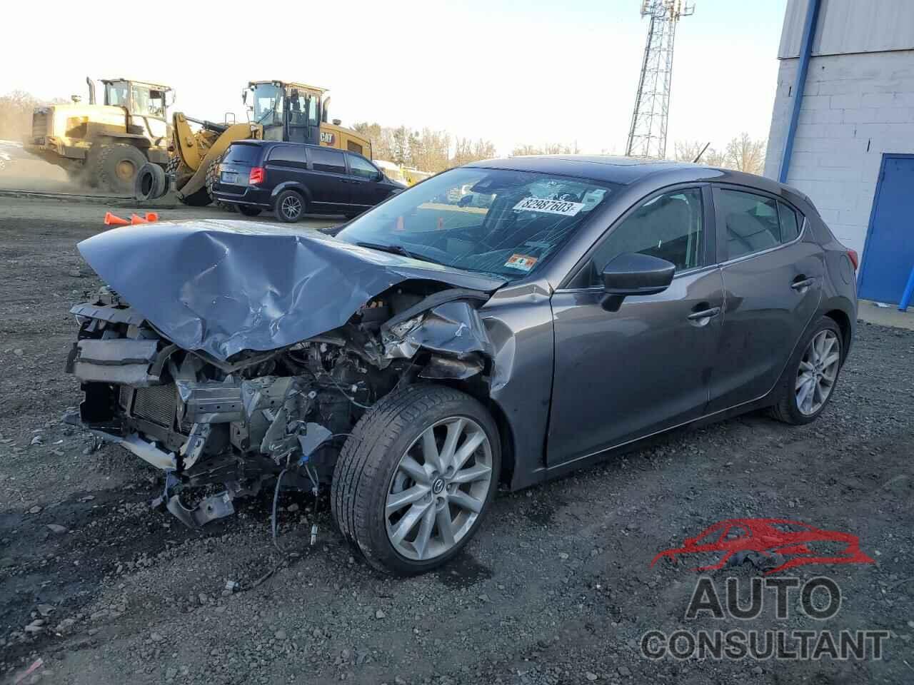 MAZDA 3 2017 - 3MZBN1L32HM133533