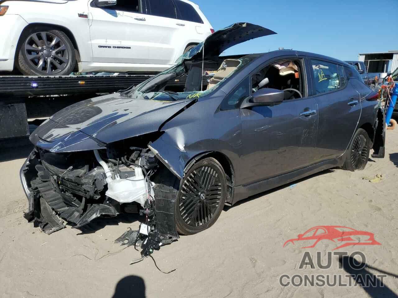 NISSAN LEAF 2023 - 1N4CZ1CV5PC558487