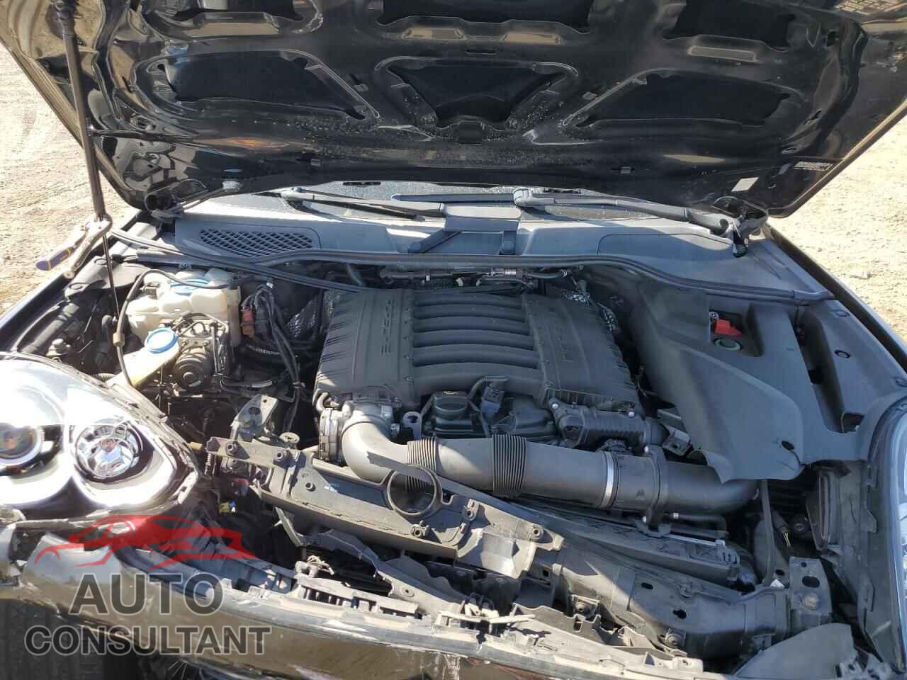 PORSCHE CAYENNE 2017 - WP1AA2A24HKA80463