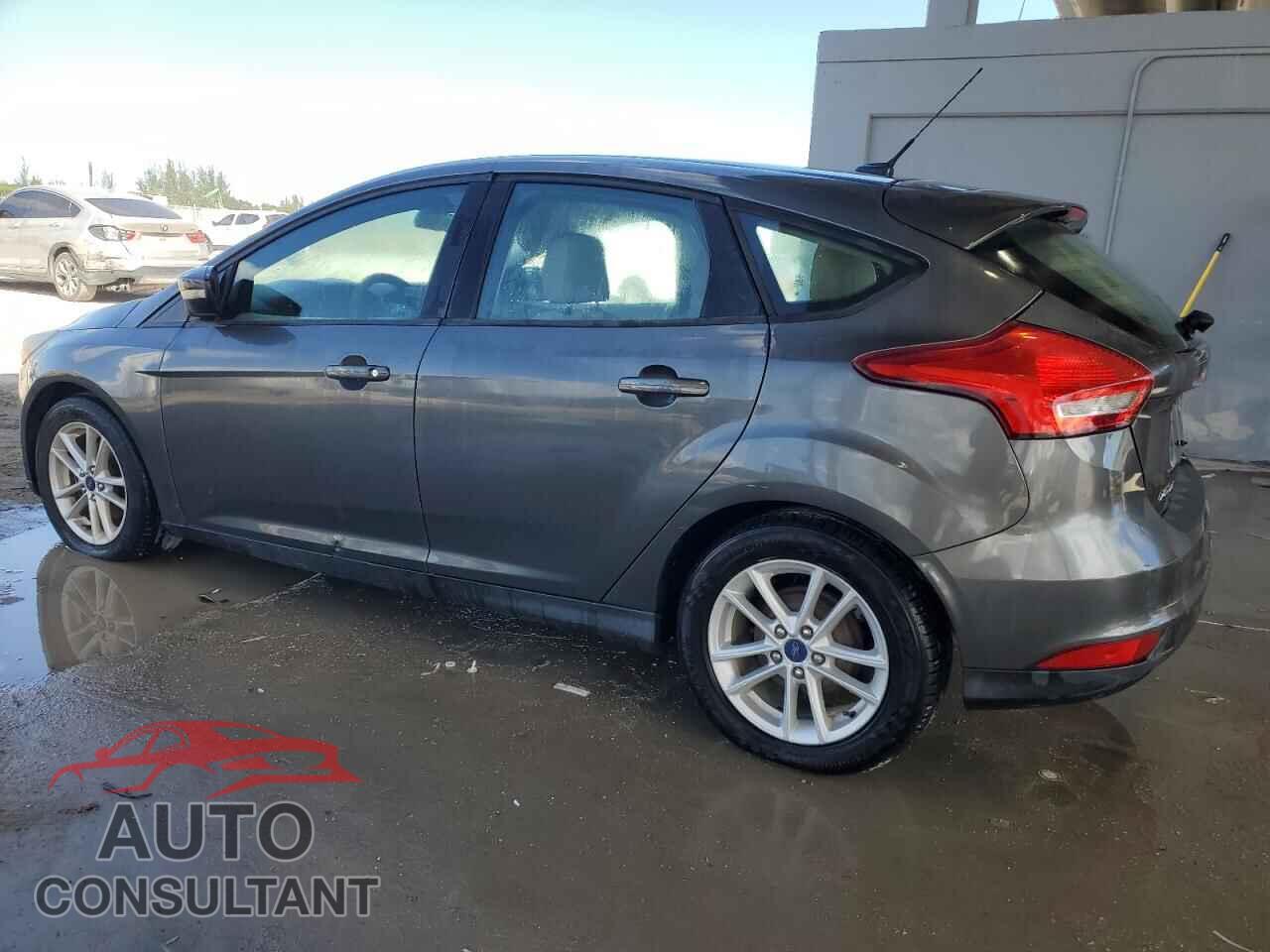 FORD FOCUS 2017 - 1FADP3K23HL246988