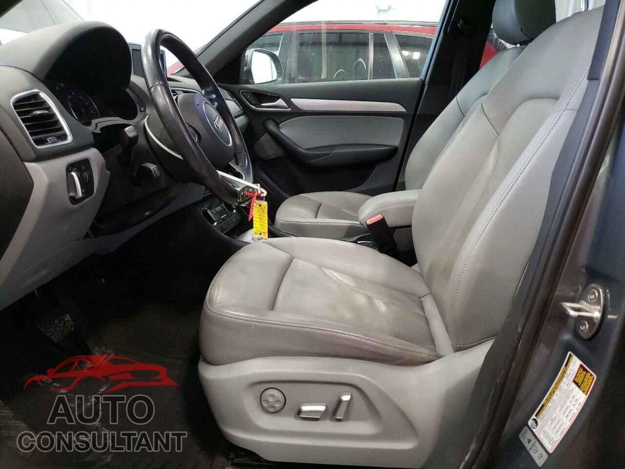 AUDI Q3 2016 - WA1EFCFS2GR018403
