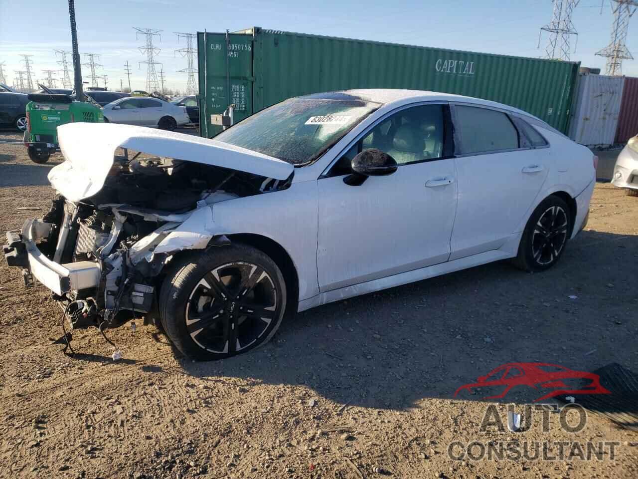 KIA K5 2023 - 5XXG64J24PG221565