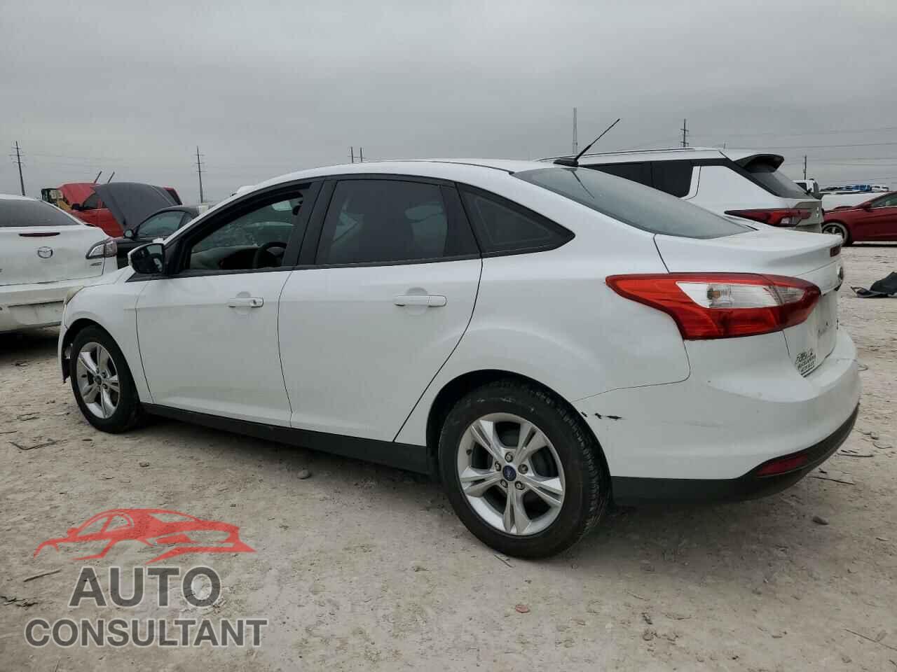 FORD FOCUS 2014 - 1FADP3F24EL372105