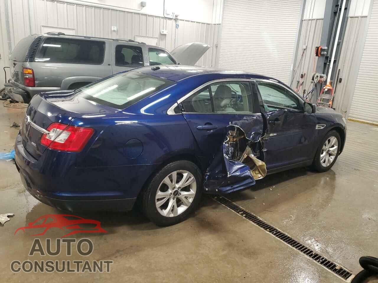 FORD TAURUS 2011 - 1FAHP2EW8BG124329