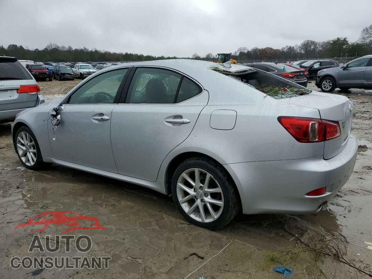 LEXUS IS 2012 - JTHCF5C24C5055899