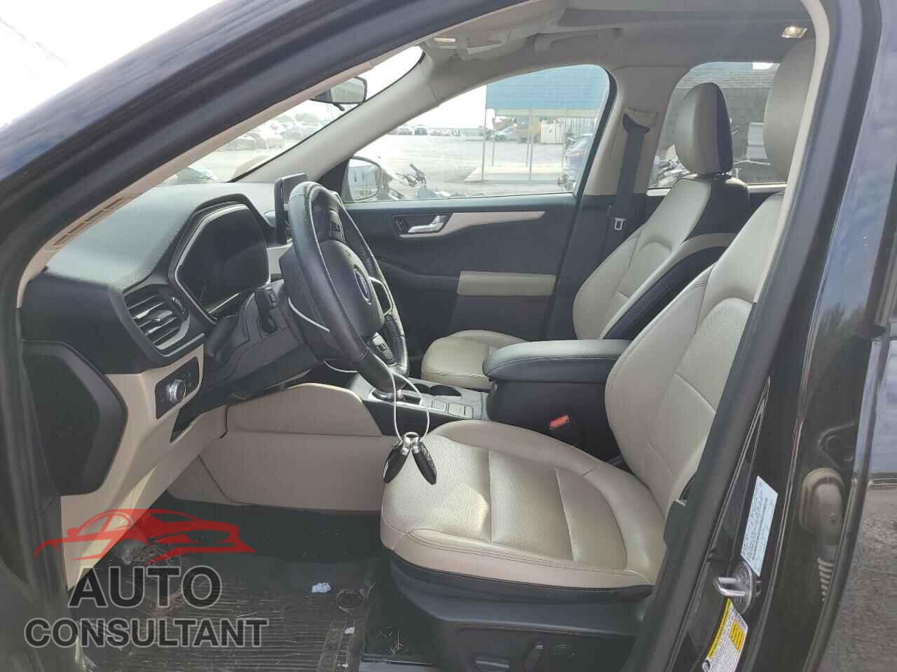 FORD ESCAPE 2020 - 1FMCU0H60LUA14452
