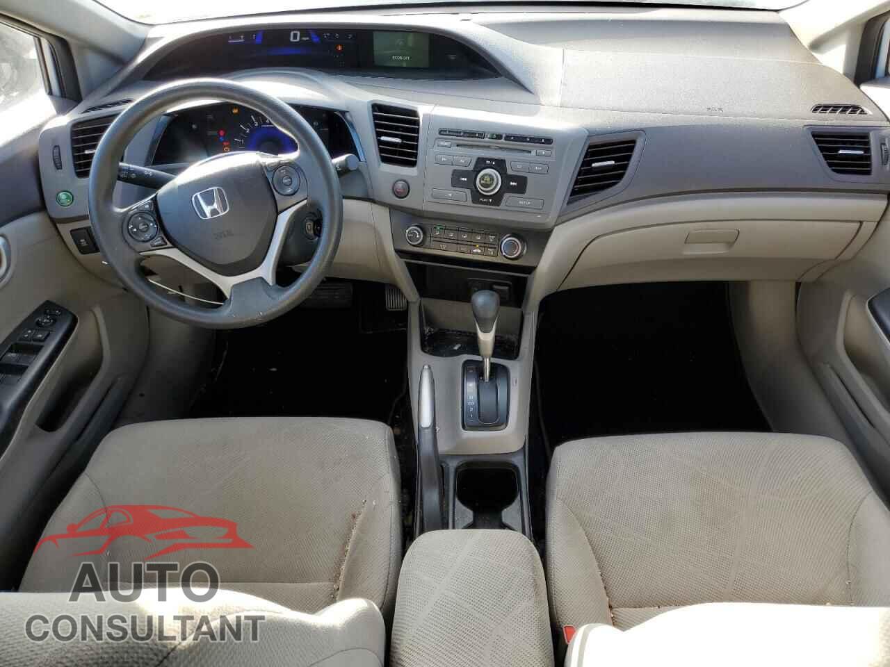 HONDA CIVIC 2012 - 2HGFB2F55CH595366