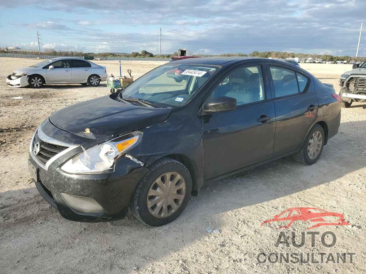 NISSAN VERSA 2018 - 3N1CN7AP3JL836217