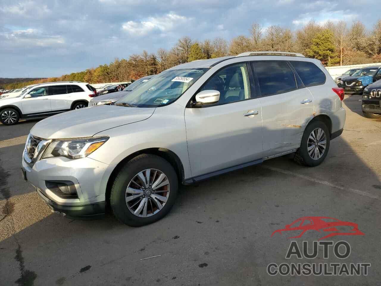 NISSAN PATHFINDER 2019 - 5N1DR2MM4KC618578