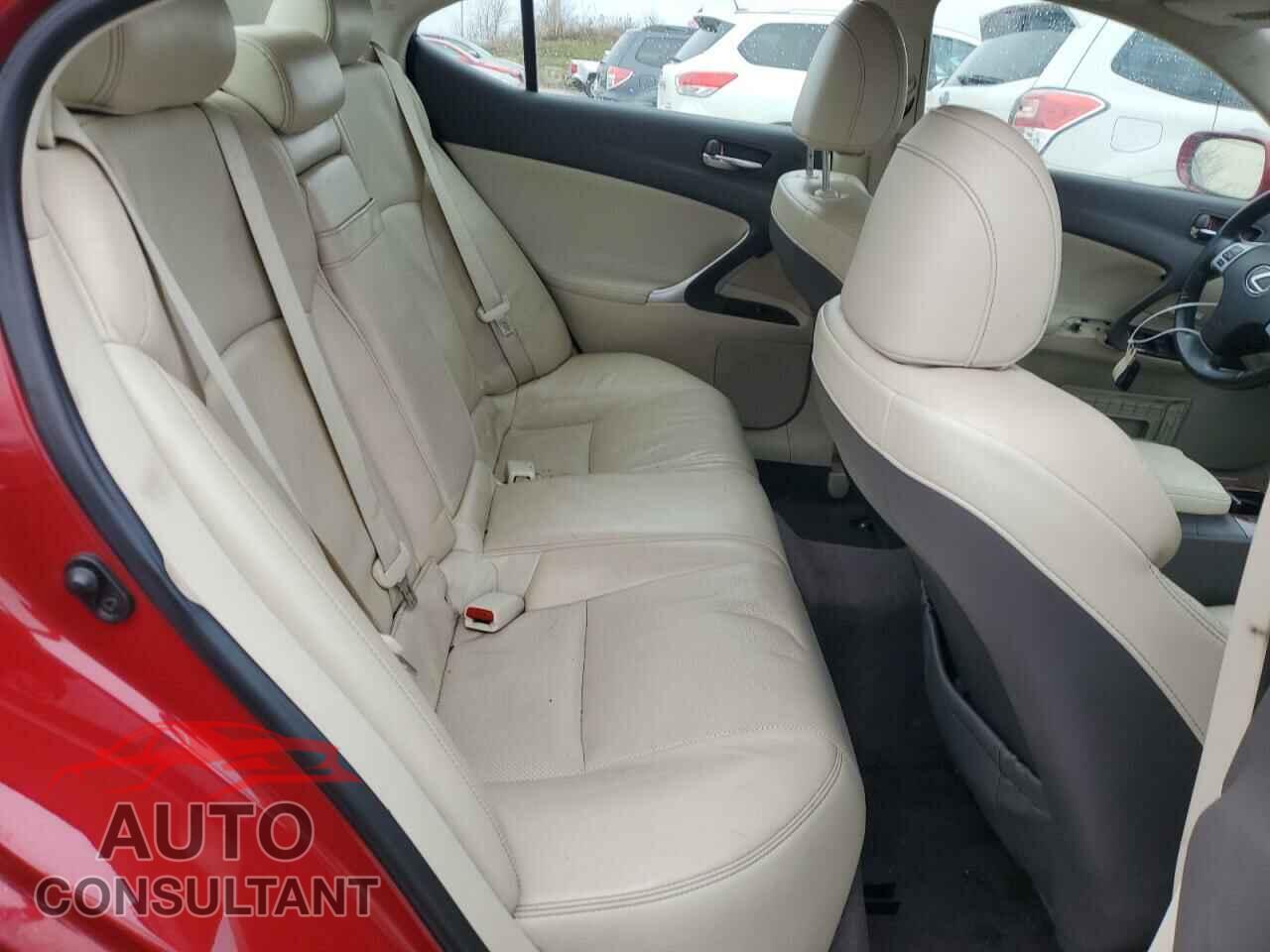 LEXUS IS 2012 - JTHCE5C21C5003018