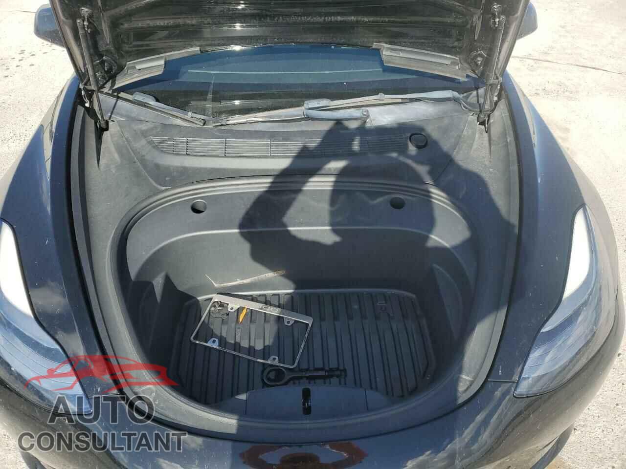 TESLA MODEL 3 2021 - 5YJ3E1EA2MF093844