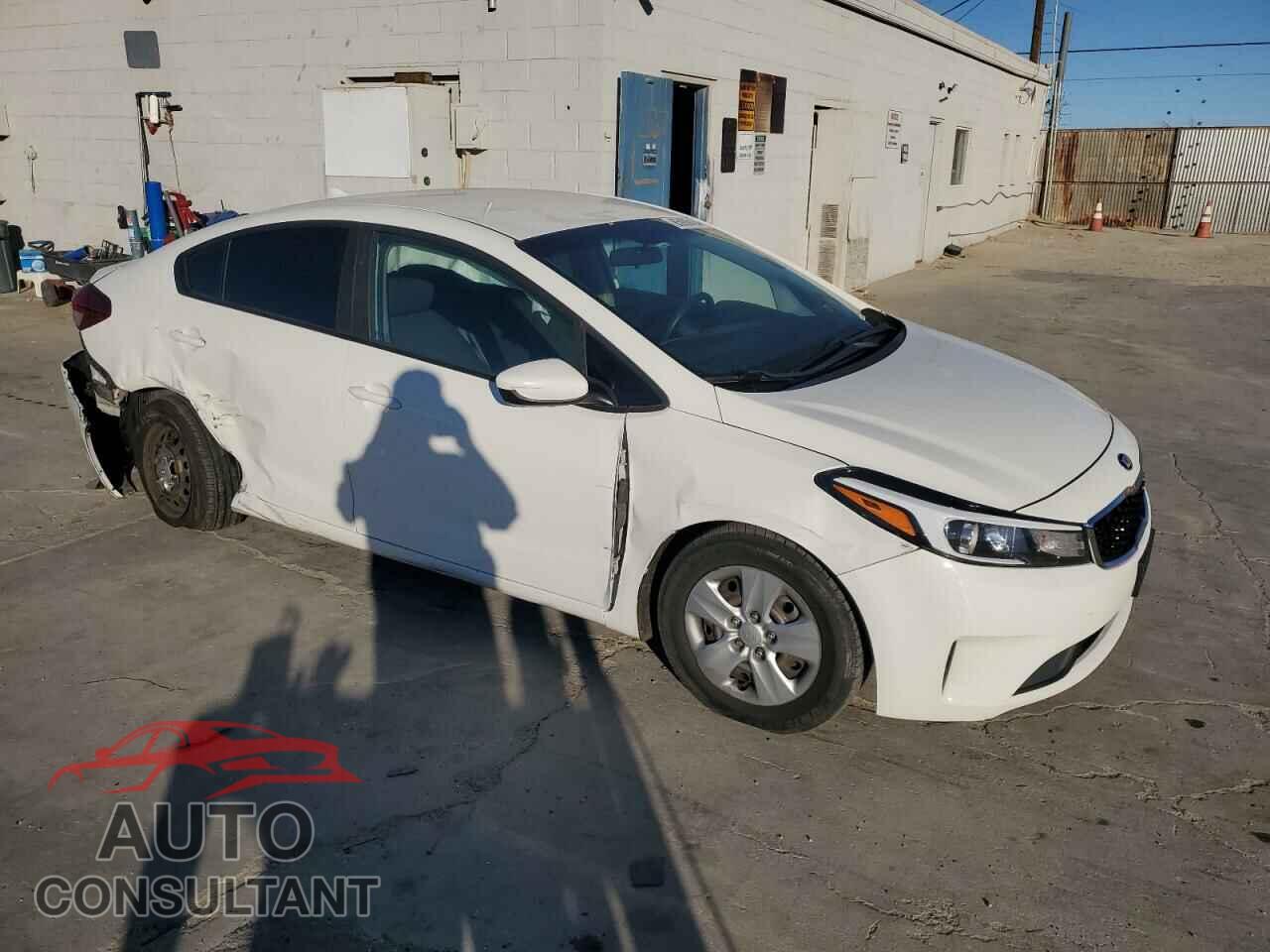 KIA FORTE 2017 - 3KPFK4A76HE140385