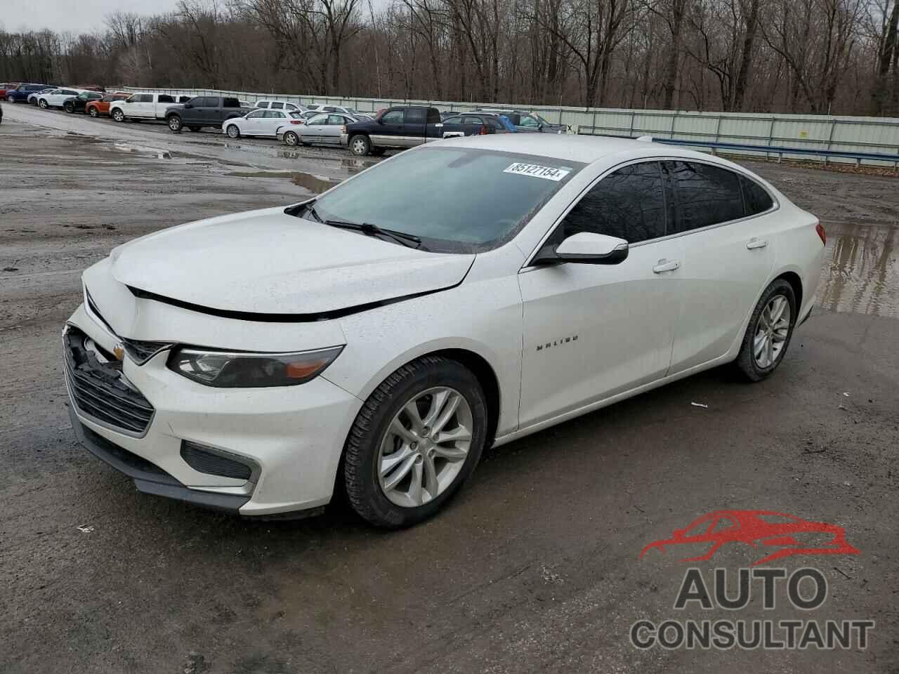 CHEVROLET MALIBU 2017 - 1G1ZE5ST4HF155164