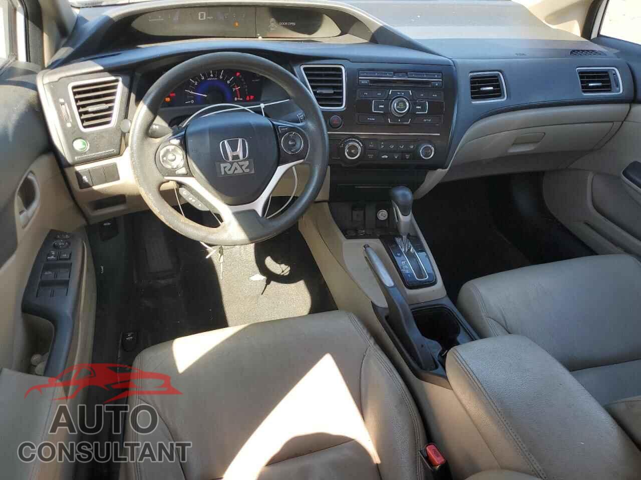 HONDA CIVIC 2013 - 19XFB2F55DE040557