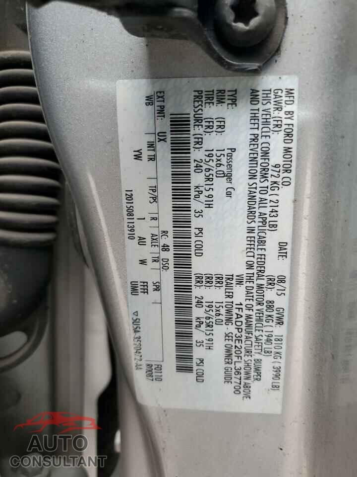 FORD FOCUS 2015 - 1FADP3E20FL367700