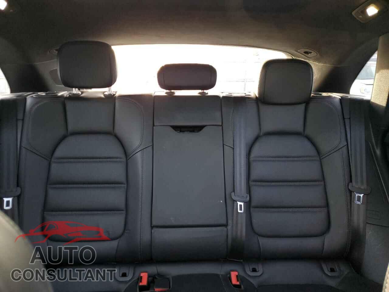 PORSCHE MACAN 2017 - WP1AF2A55HLB61820