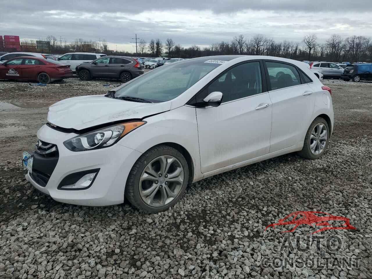 HYUNDAI ELANTRA 2013 - KMHD35LE8DU148209