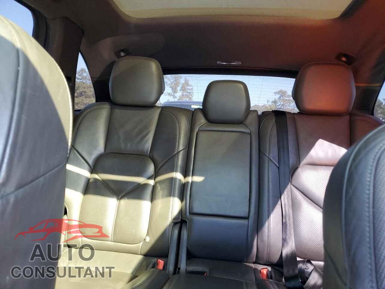 PORSCHE CAYENNE 2016 - WP1AA2A27GLA04065