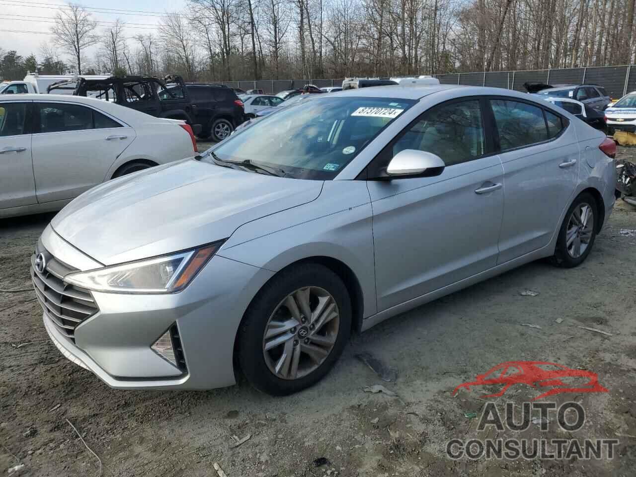 HYUNDAI ELANTRA 2019 - KMHD84LF5KU812953