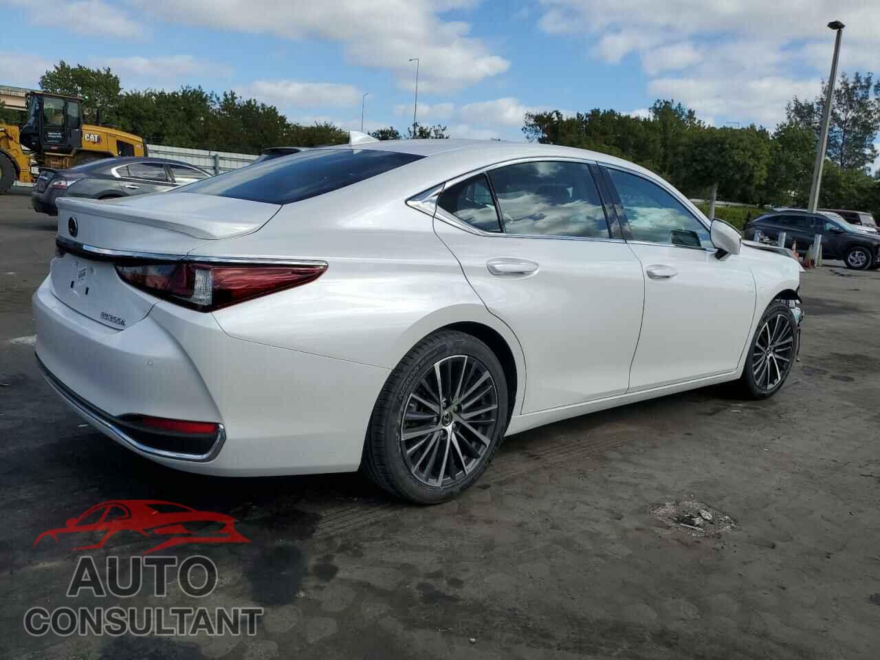 LEXUS ES300 2024 - 58ADA1C19RU045781