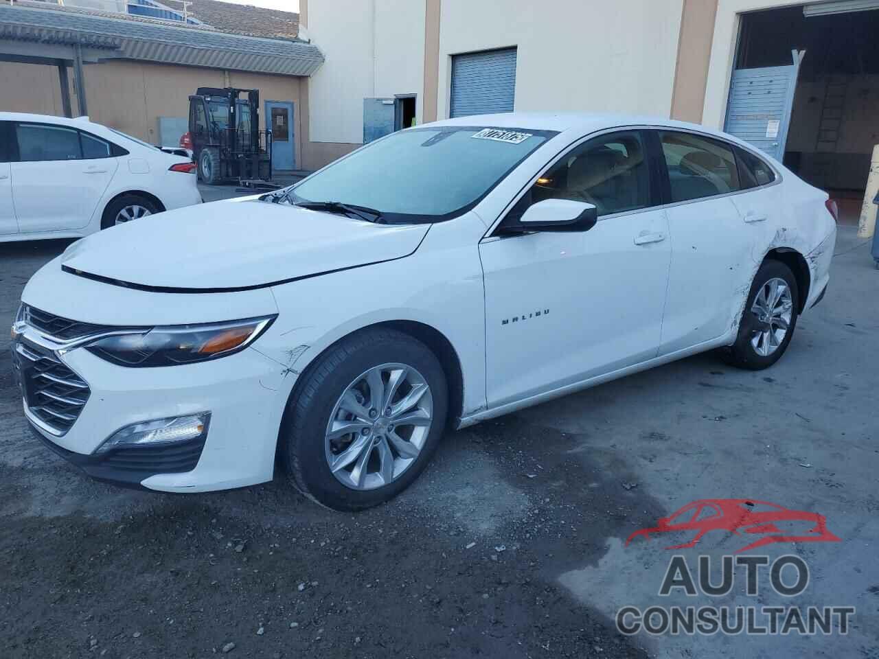CHEVROLET MALIBU 2022 - 1G1ZD5ST8NF152573