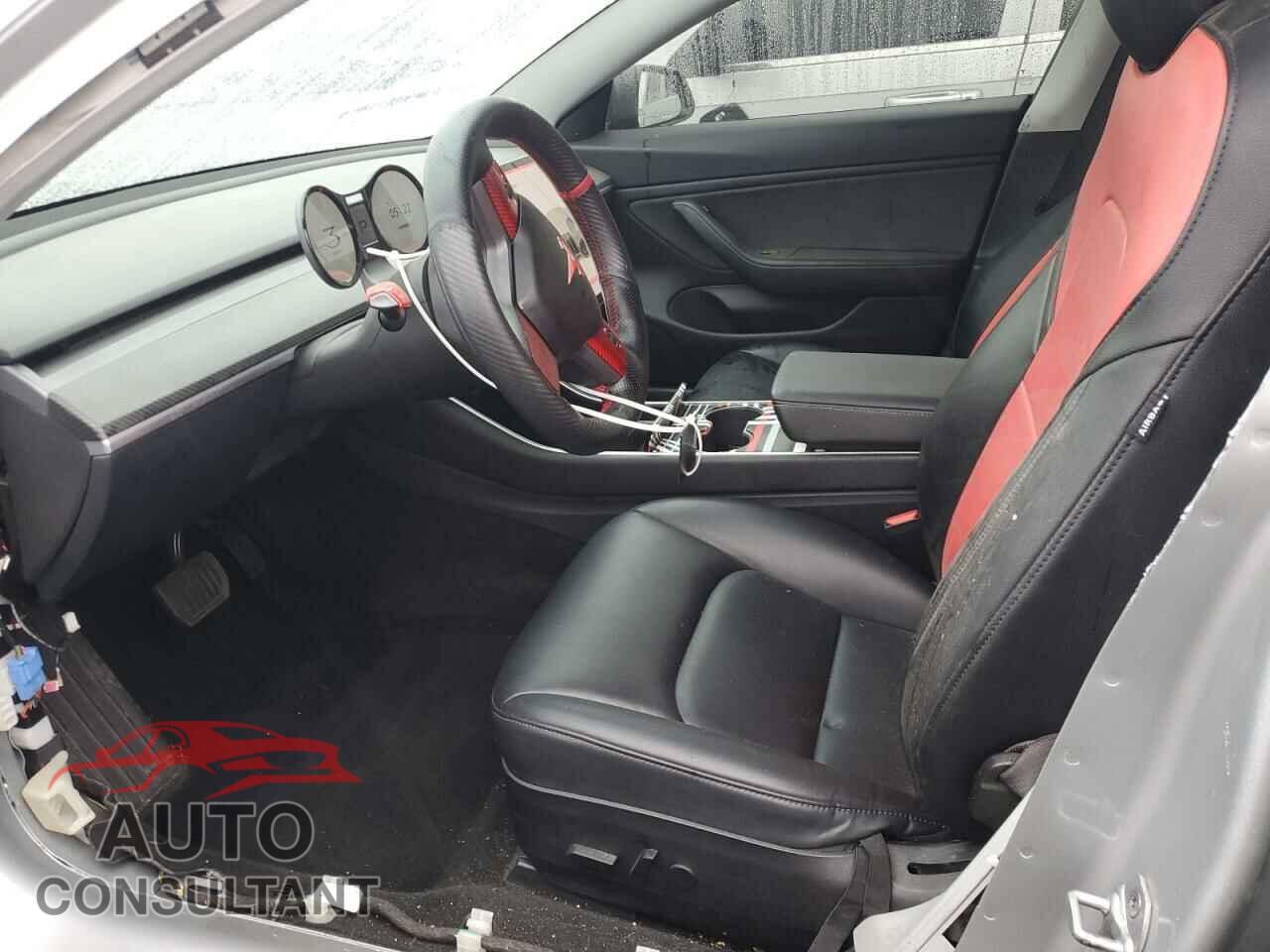 TESLA MODEL 3 2018 - 5YJ3E1EA3JF077289