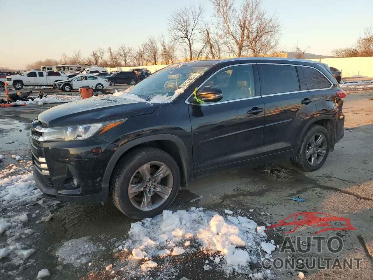 TOYOTA HIGHLANDER 2019 - 5TDDZRFH0KS991693