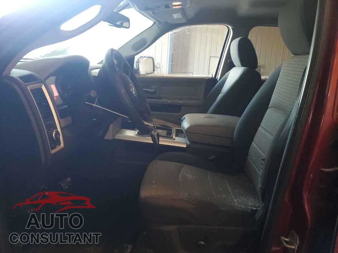 DODGE RAM 1500 2012 - 1C6RD7LT6CS218597