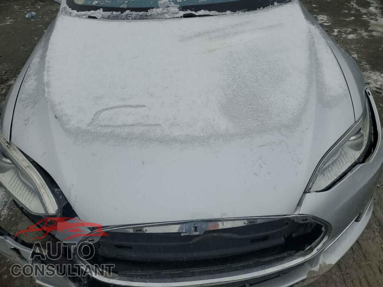 TESLA MODEL S 2013 - 5YJSA1AC9DFP10705