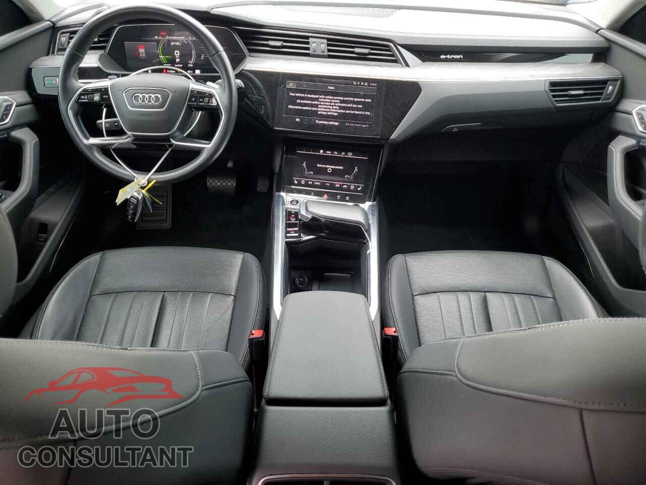 AUDI E-TRON 2021 - WA1LAAGE2MB004265