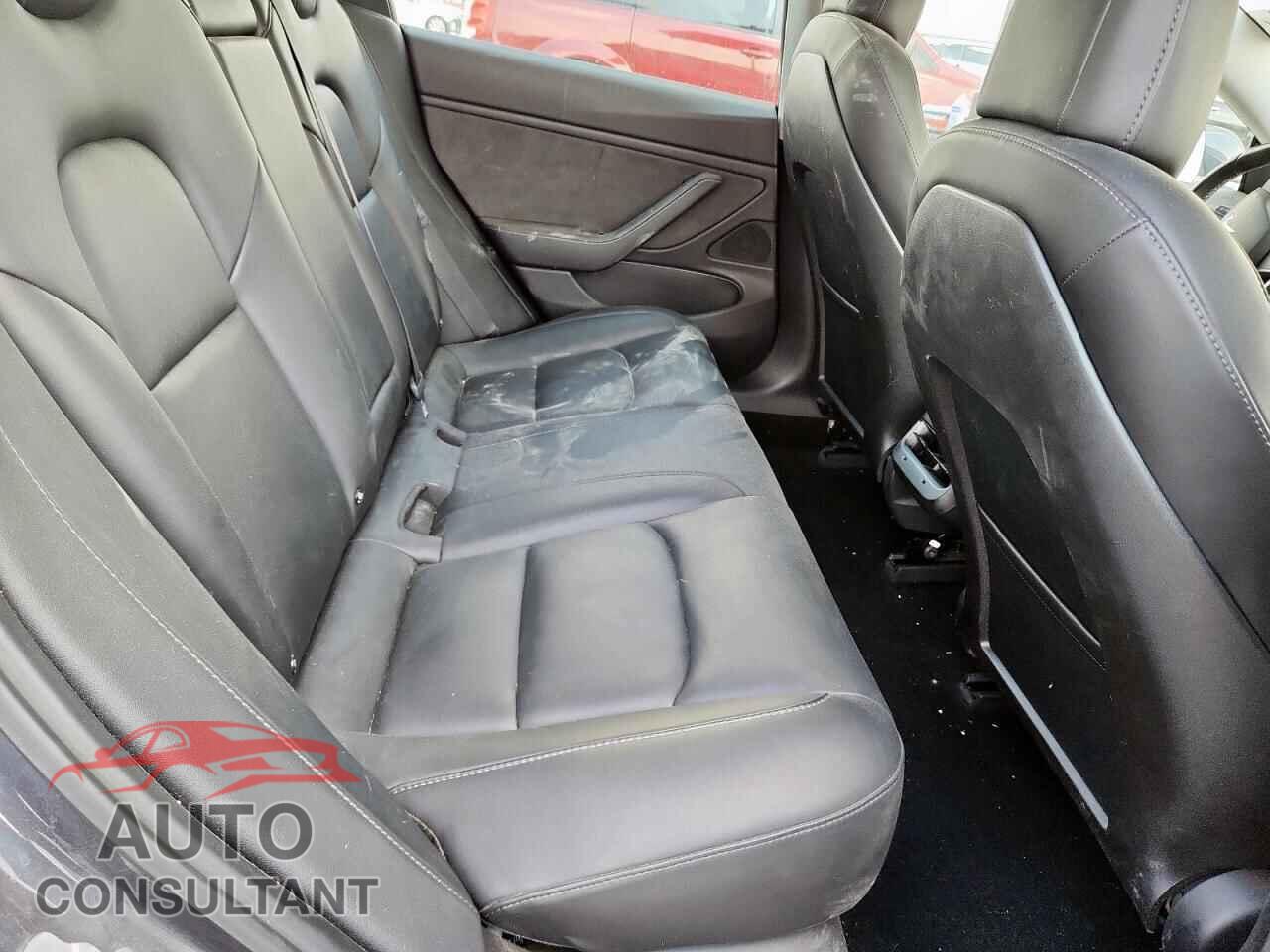 TESLA MODEL 3 2018 - 5YJ3E1EA2JF158302