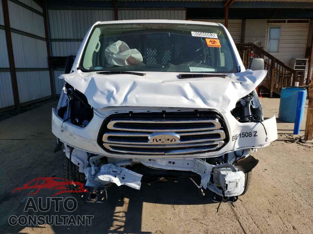 FORD TRANSIT 2019 - 1FTYR1YM8KKB50936