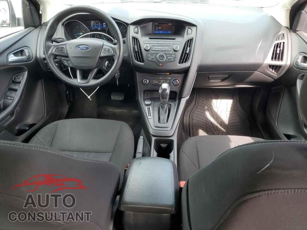 FORD FOCUS 2016 - 1FADP3F20GL365879