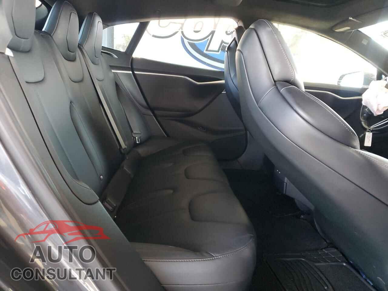 TESLA MODEL S 2017 - 5YJSA1E19HF178774