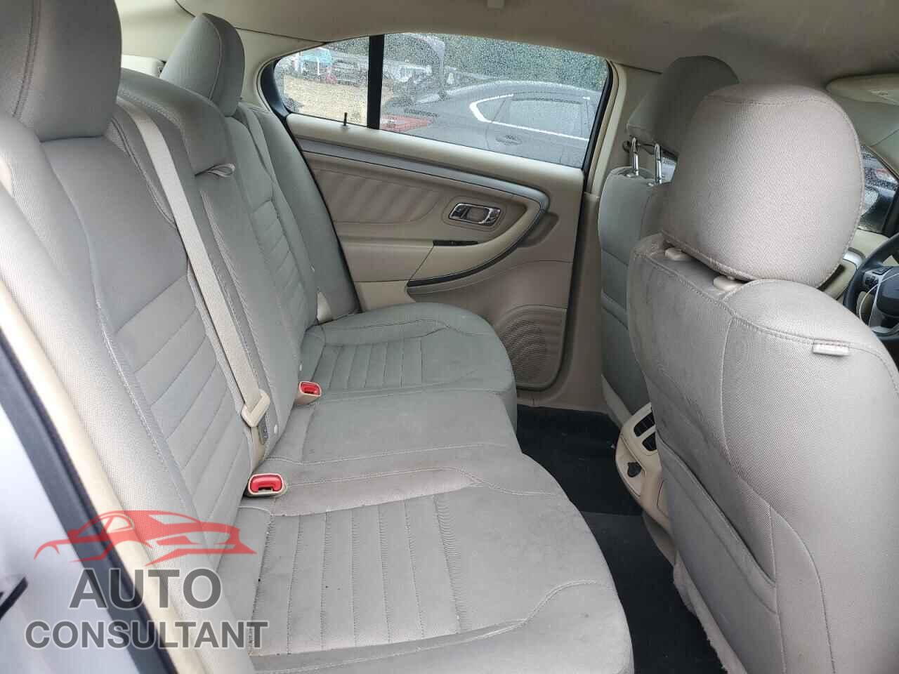 FORD TAURUS 2017 - 1FAHP2D89HG120043