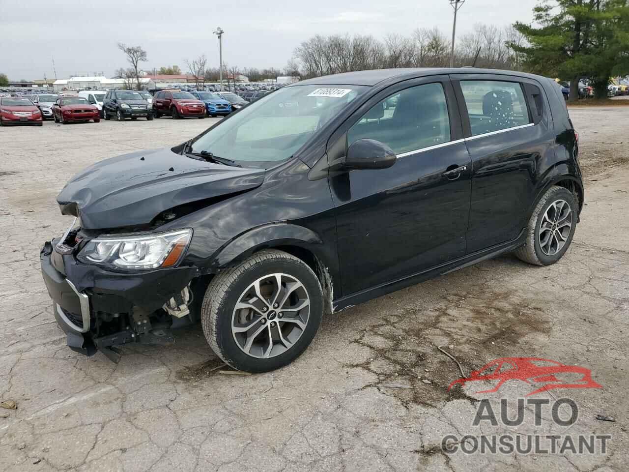 CHEVROLET SONIC 2018 - 1G1JD6SH5J4124668