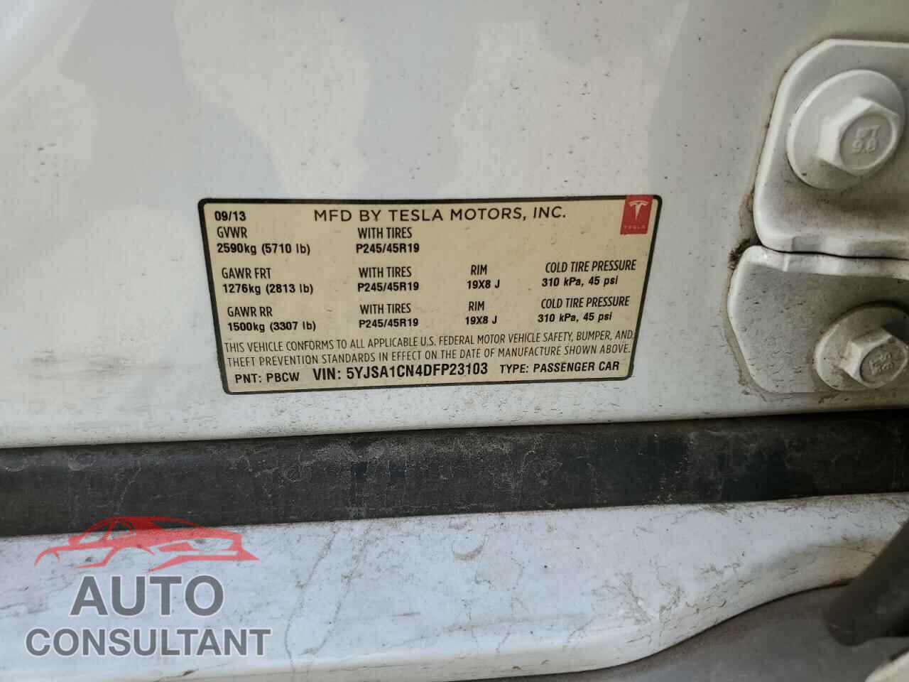 TESLA MODEL 3 2013 - 5YJSA1CN4DFP23103