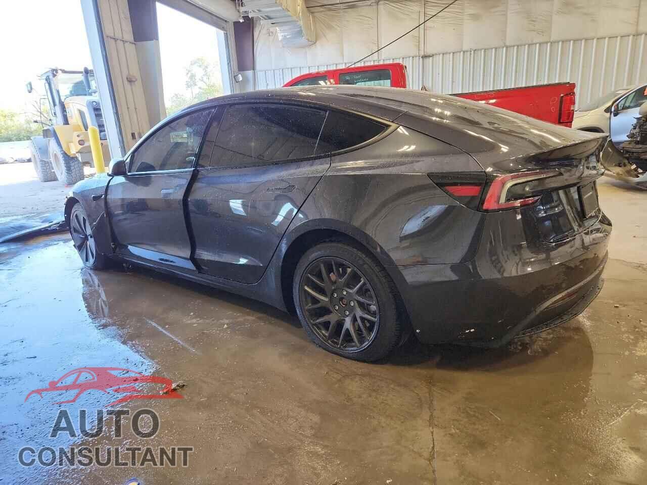 TESLA MODEL 3 2024 - 5YJ3E1EB4RF834768