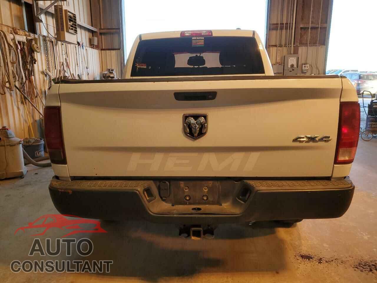 DODGE RAM 1500 2012 - 1C6RD7KT4CS205669