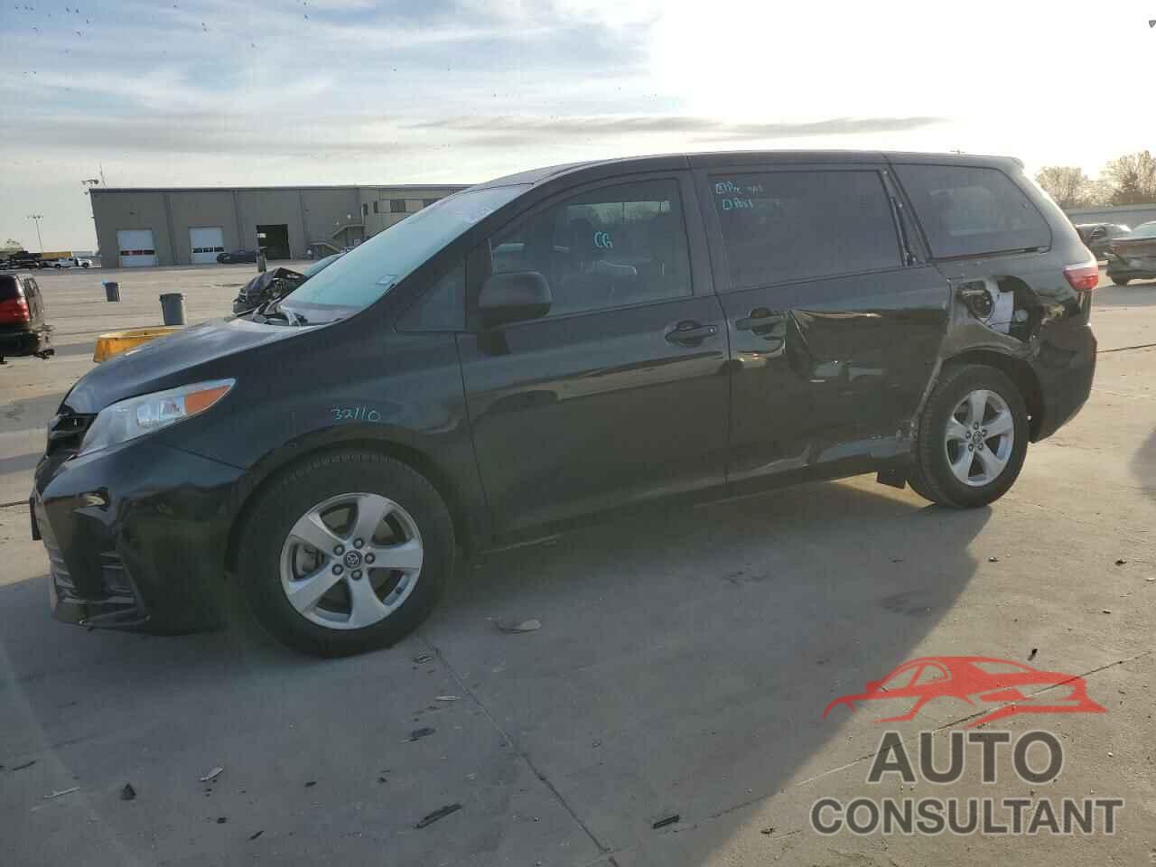 TOYOTA SIENNA 2018 - 5TDZZ3DC5JS936696