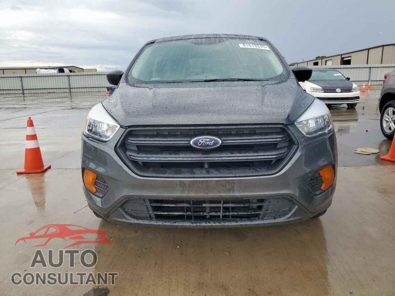 FORD ESCAPE 2017 - 1FMCU0F79HUD84253