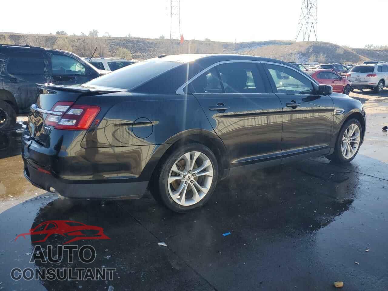 FORD TAURUS 2013 - 1FAHP2E81DG162201